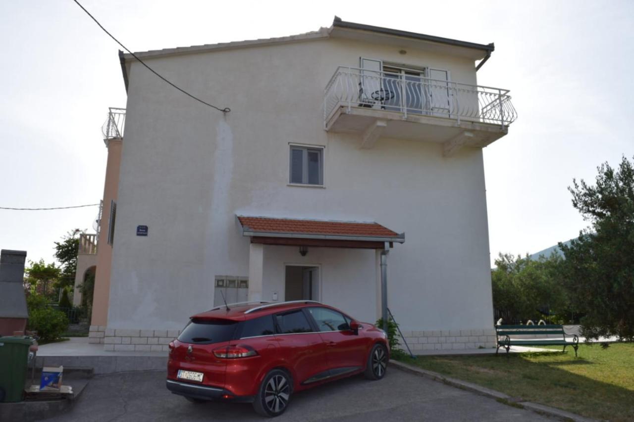 Apartments Marta Kaštel Novi المظهر الخارجي الصورة